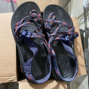Women’s Chaco size 8